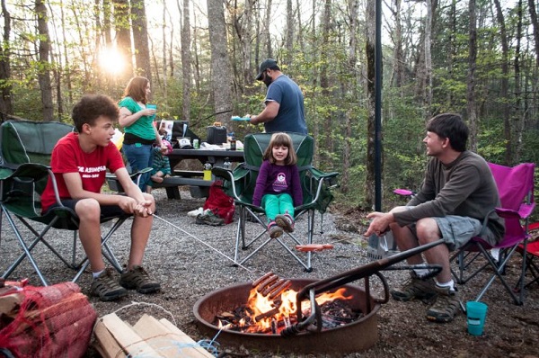 Các hoạt động thường tổ chức khi đi camping