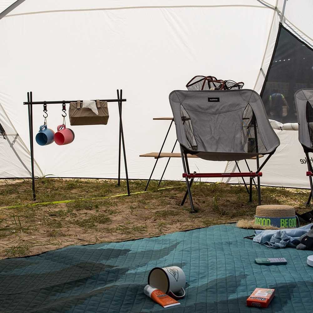 GIÁ TREO ĐỒ TAM GIÁC NATUREHIKE NH19BJ082 - M