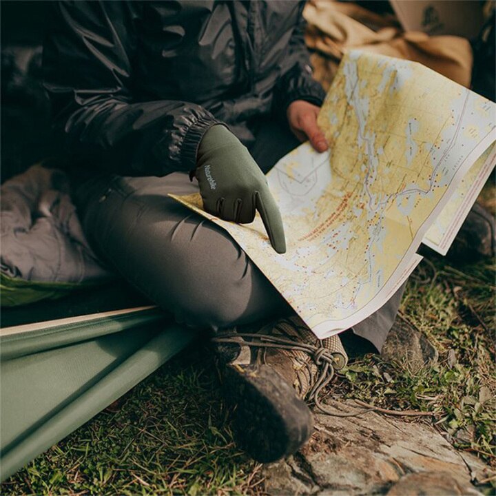 GĂNG TAY DÃ NGOẠI CHỐNG TRƯỢT NATUREHIKE GL 10 NH20FS032