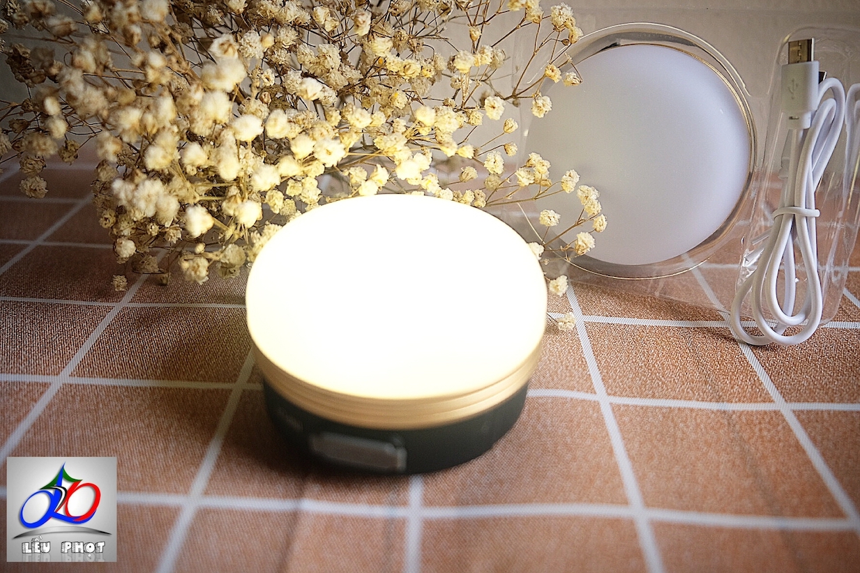 ĐÈN SẠC LED TREO LỀU CẮM TRẠI NHỎ GỌN