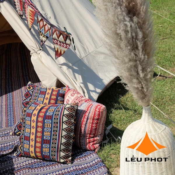 [CHO THUÊ] GỐI ÔM THỔ CẨM