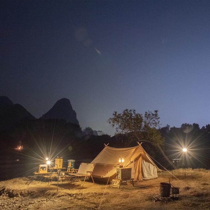 LỀU GLAMPING CÓ MÁI HIÊN CHE NATUREHIKE NH20ZP011