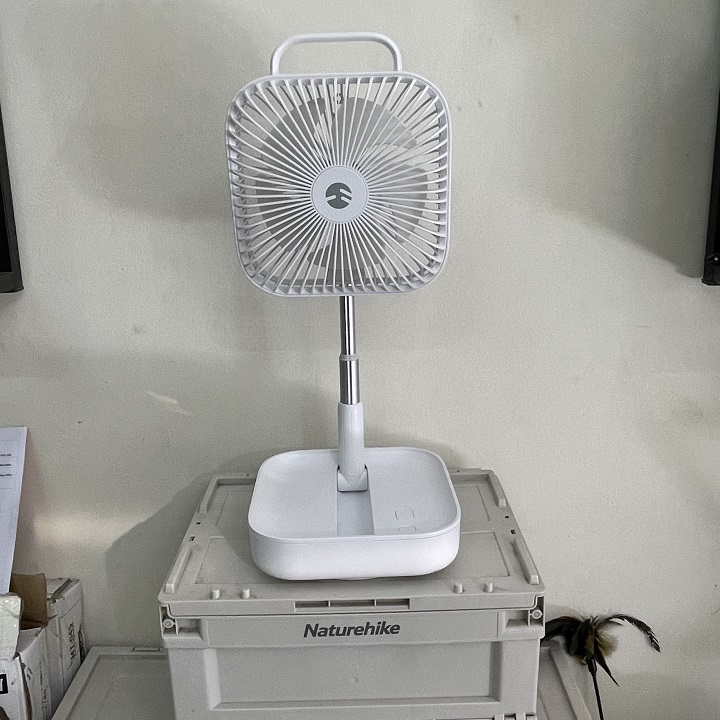 [CHO THUÊ_QDN] QUẠT TÍCH ĐIỆN DÃ NGOẠI GẤP GỌN SWITCHEASY SWITCHFAN