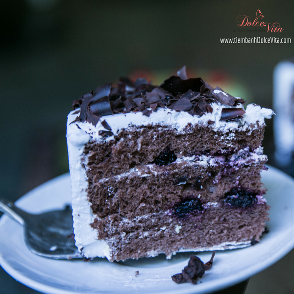 [2044] Berry Cake - Bánh kem mứt dâu tằm trang trí hoa trang nhã