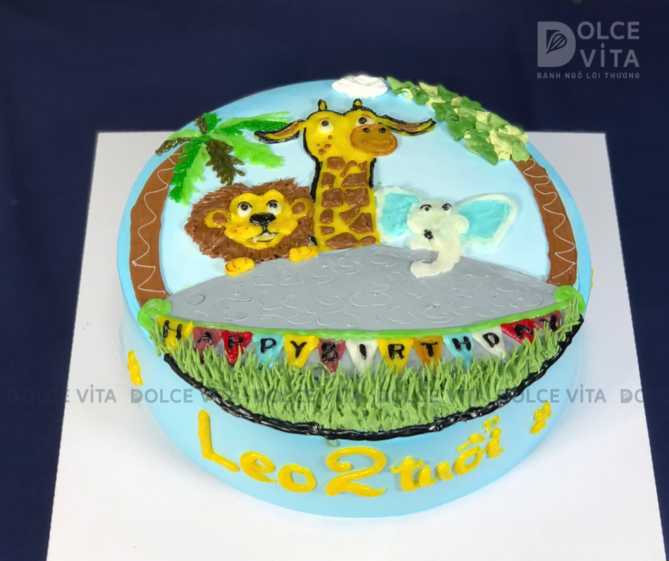 [0678] (180 M) Bánh kem chủ đề rừng xanh - sở thú với Hươu cao cổ, voi, sư tử