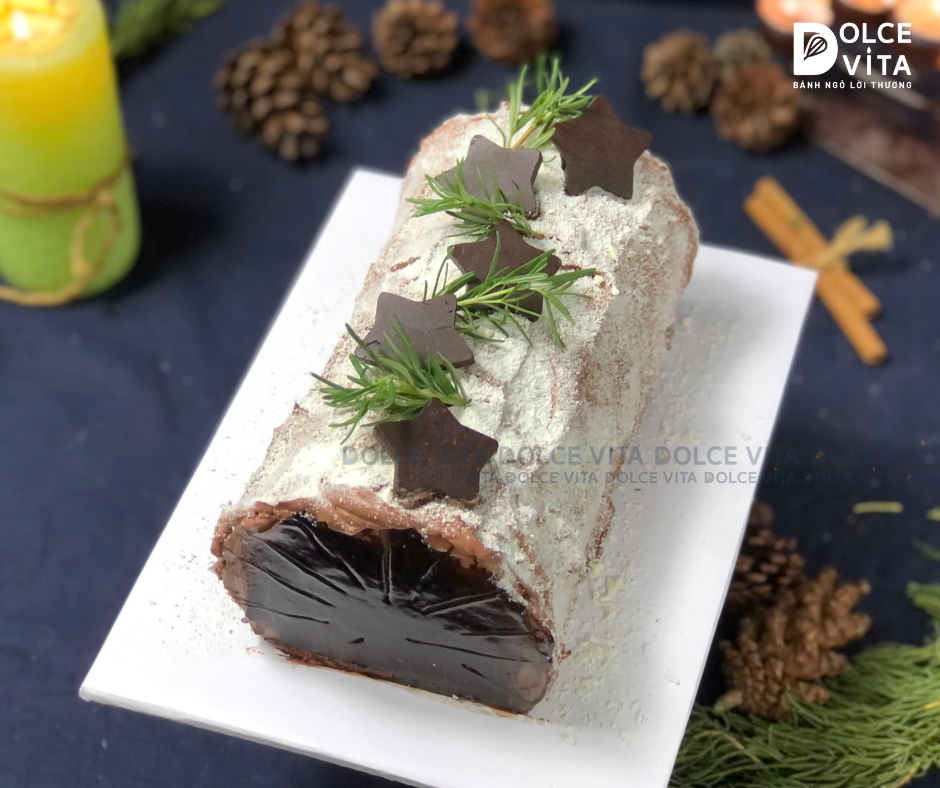 M036 Bánh khúc cây (Yule Log Cake for Christmas) cho mùa Giáng sinh 2025