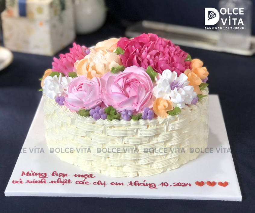 [156] (M120-180) Bánh Kem tạo hình Giỏ hoa tông hồng rực rỡ tặng phái nữ