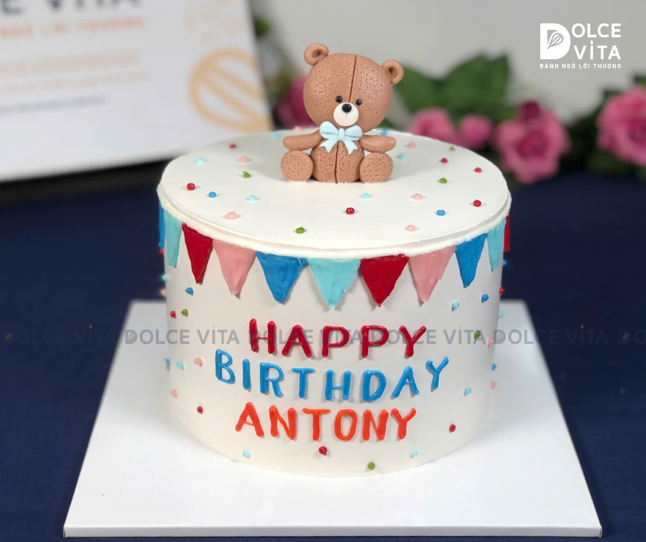 [1806] (80) Bánh Kem Tạo Hình Chú Gấu Dễ Thương Cho Sinh nhật, Dịp vui