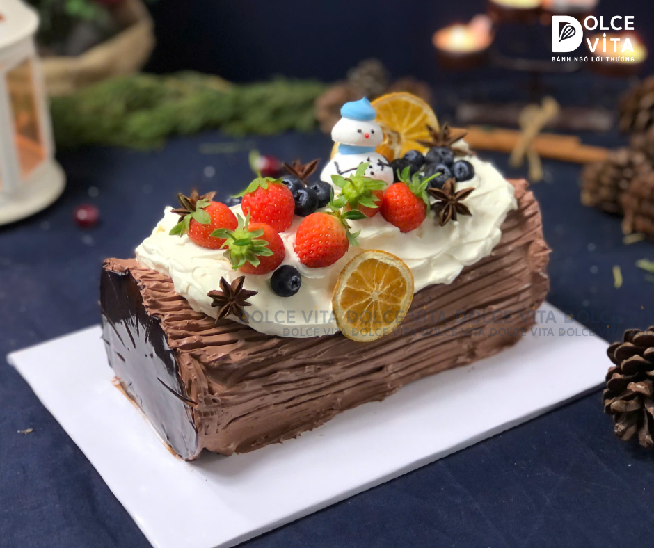M042 Bánh khúc cây (Yule Log Cake for Christmas) trang trí trái cây