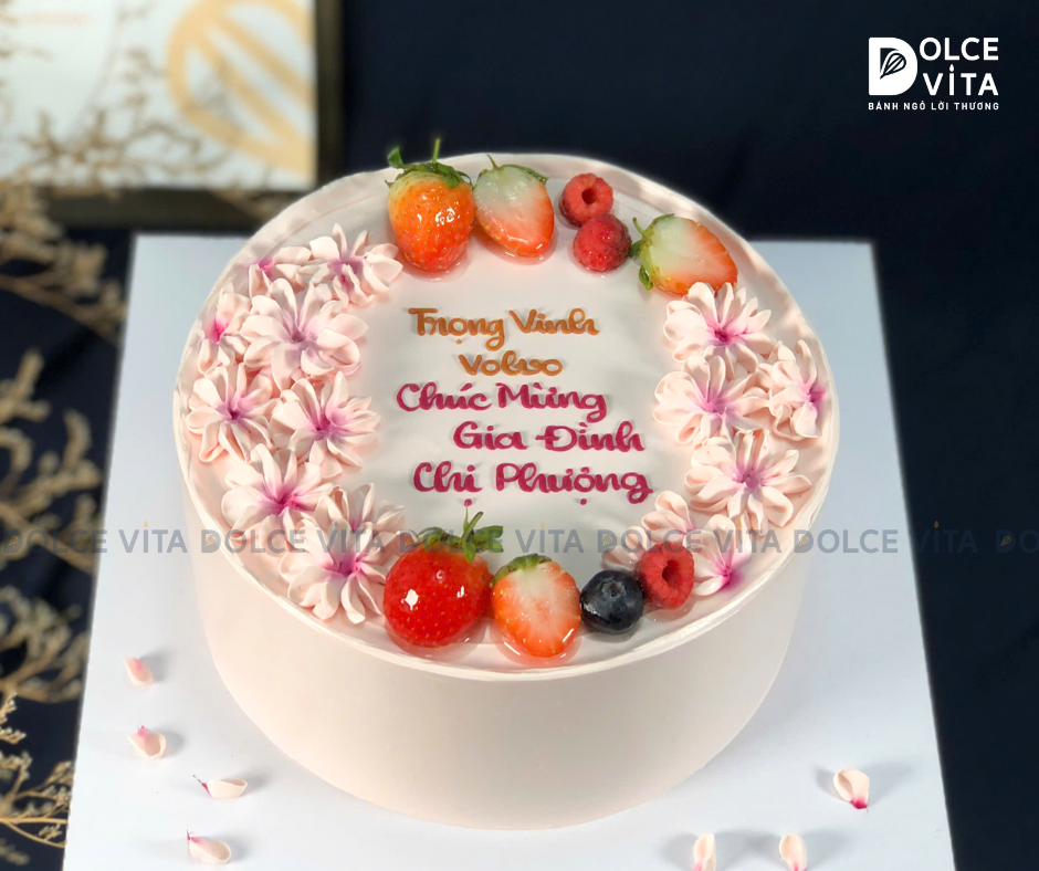 941 Berry Cake trang trí tone hồng