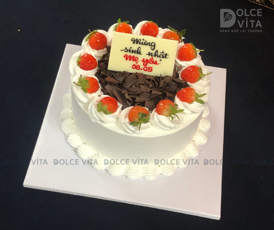 411 (20) Berry Cake