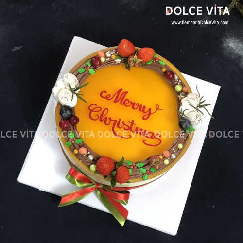 N005 Passion Fruit Mousse (Christmas cake - Bánh giáng sinh/ Noel)