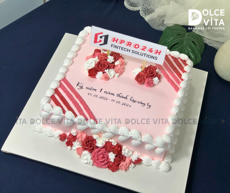 328 (100) Bánh kỷ niệm thành lập công ty