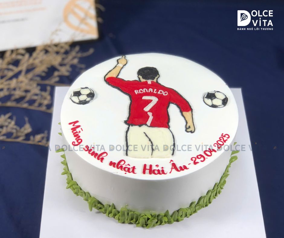 [1302] (90) Bánh vẽ cầu thủ Cristiano Ronaldo - Tặng cho Fan Bóng đá CR7