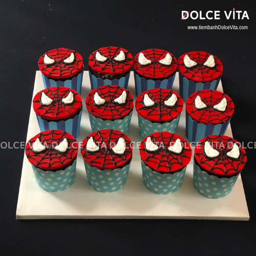 002 (10) Cupcake Người nhện (Spider man)