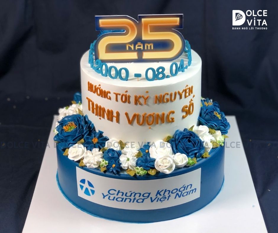 [1576] (300) Bánh tầng cho ngày sinh nhật  - lễ kỷ niệm trang trọng của Doanh nghiệp