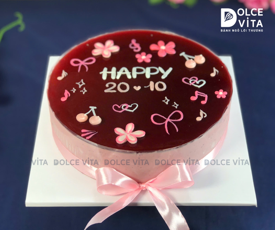 Bánh Mousse Phô Mai Dâu Tằm Trang trí đặc biệt tặng phái nữ