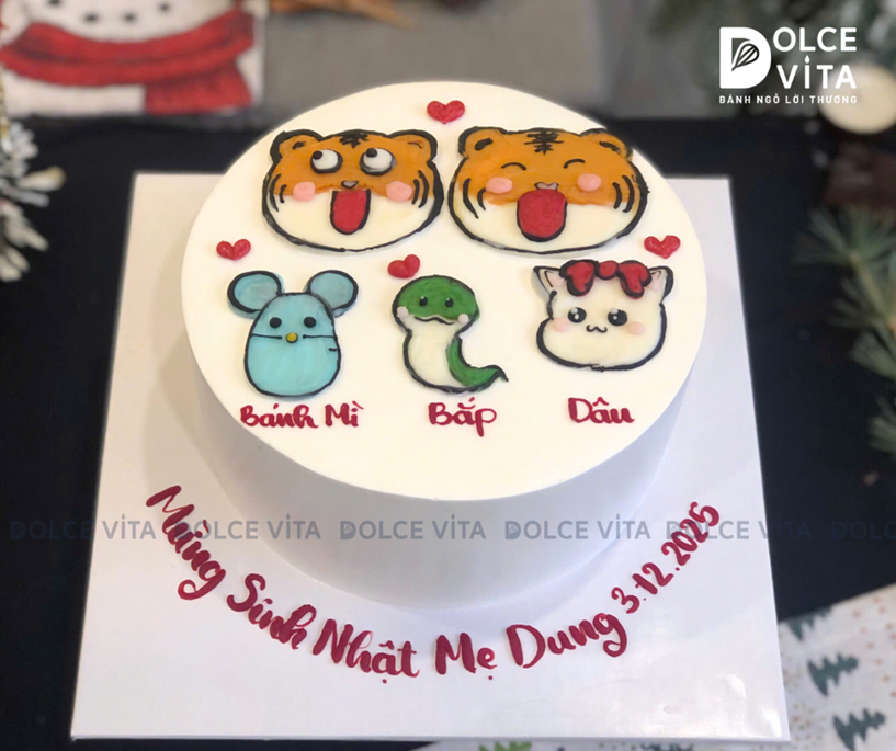 [2836] (120)  Bánh kem vẽ hình gia đình – Biến tấu thành các con vật theo tuổi từng người