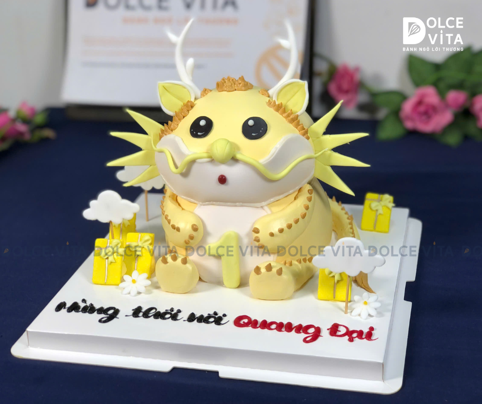 [1805] (220-250) Bánh kem tạo hình chú rồng – Quà tặng thôi nôi, sinh nhật bé