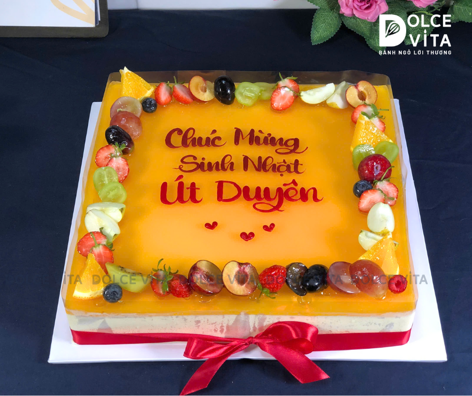 015 - Passion hình vuông trang trí trái cây xung quanh