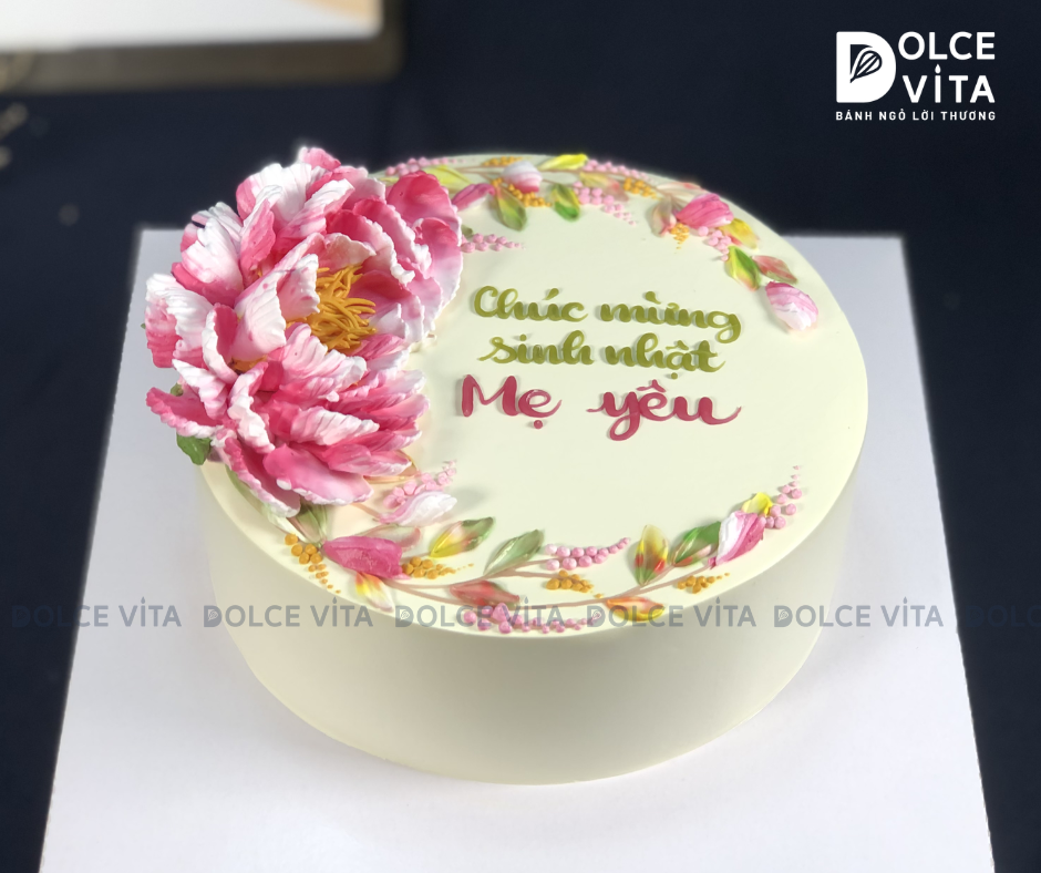 [1162] (90-120-180) Bánh kem 8/3 – Món quà nghệ thuật với tạo hình hoa bằng bay tại quận 7