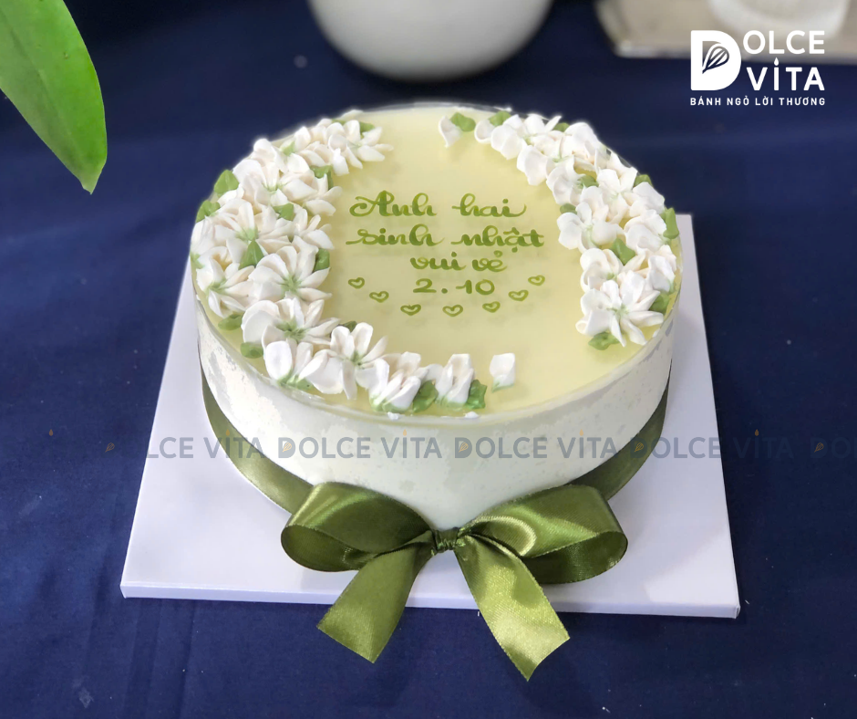 [20/10] Green Tea Lemon (Bánh mousse trà xanh chanh) trang trí viền hoa