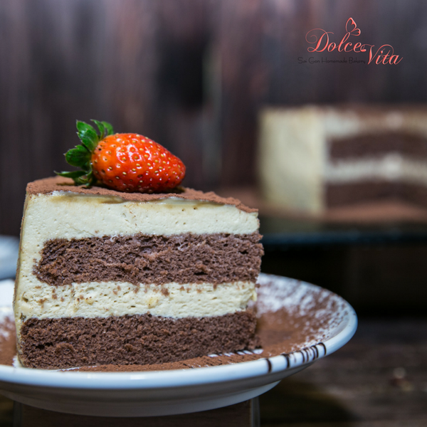 [1175] Bánh Tiramisu trang trí dâu - Gợi ý quà tặng 8/3  (S30-50-90-130)