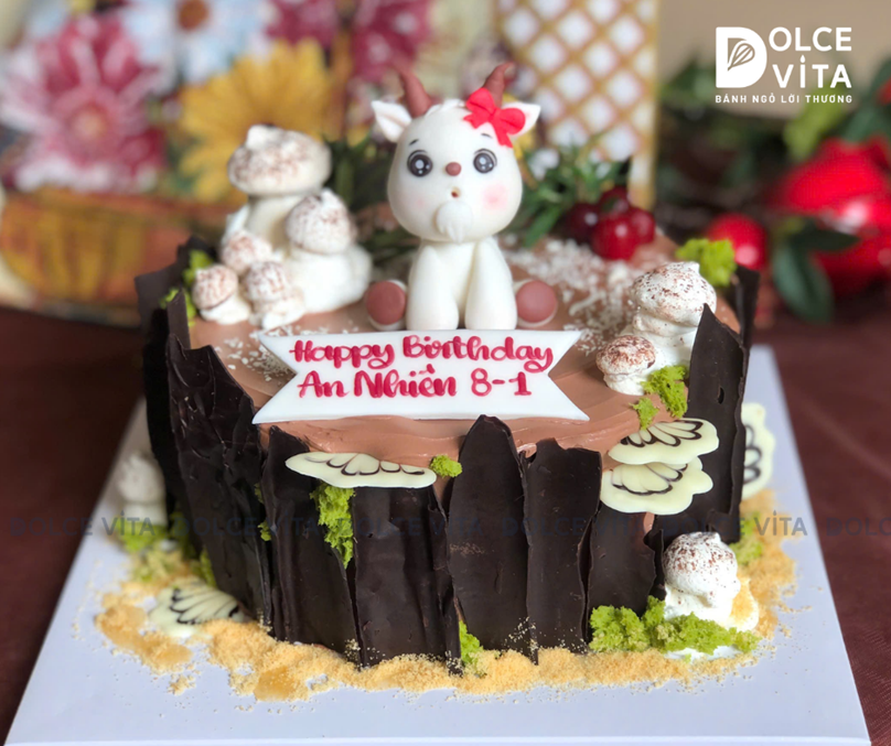 [2850] (220) Bánh kem tạo hình chú dê tặng sinh nhật bé, người tuổi mùi