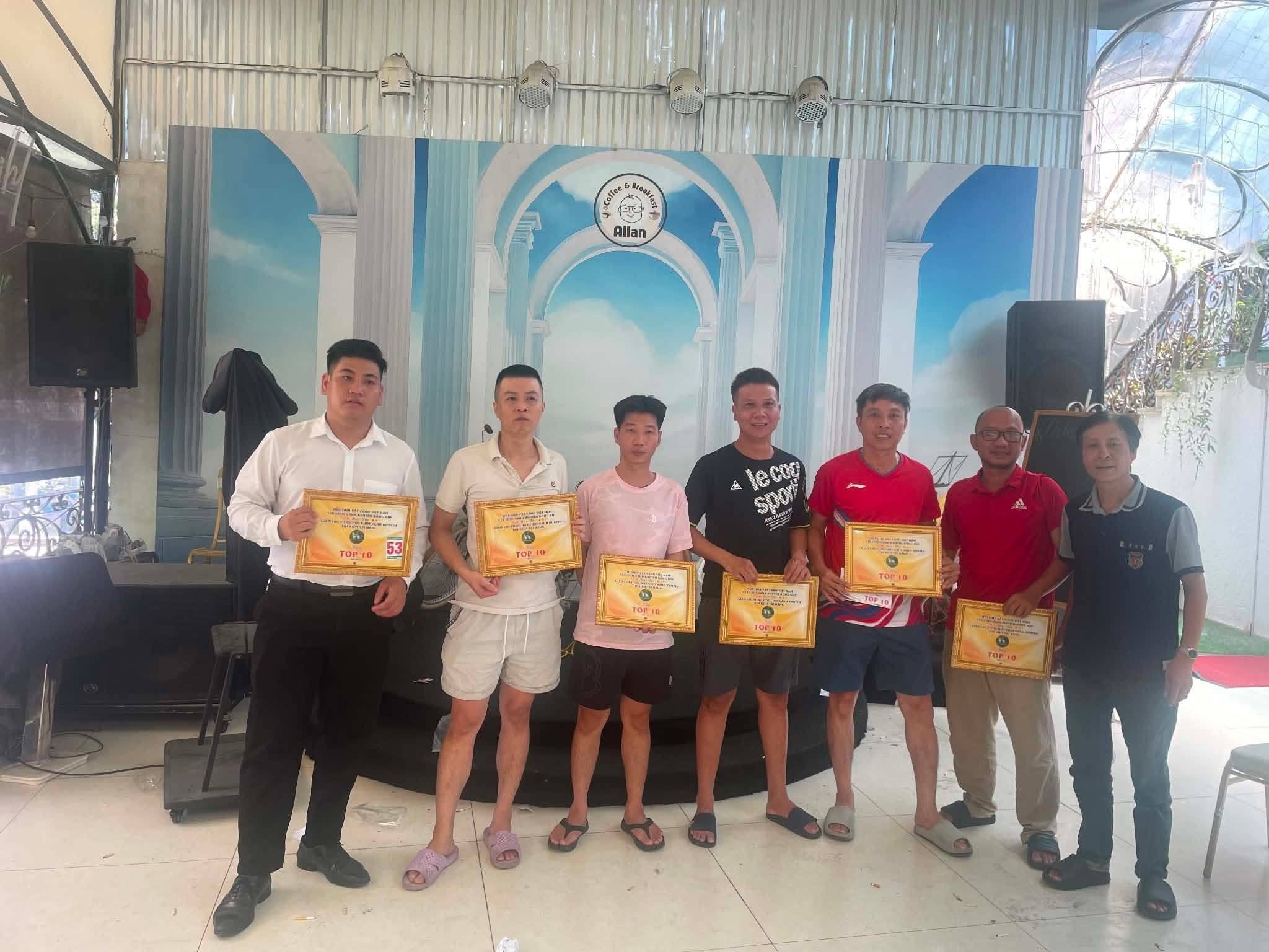 Quý nghệ nhân tin tưởng sử dụng cám chim quốc dân