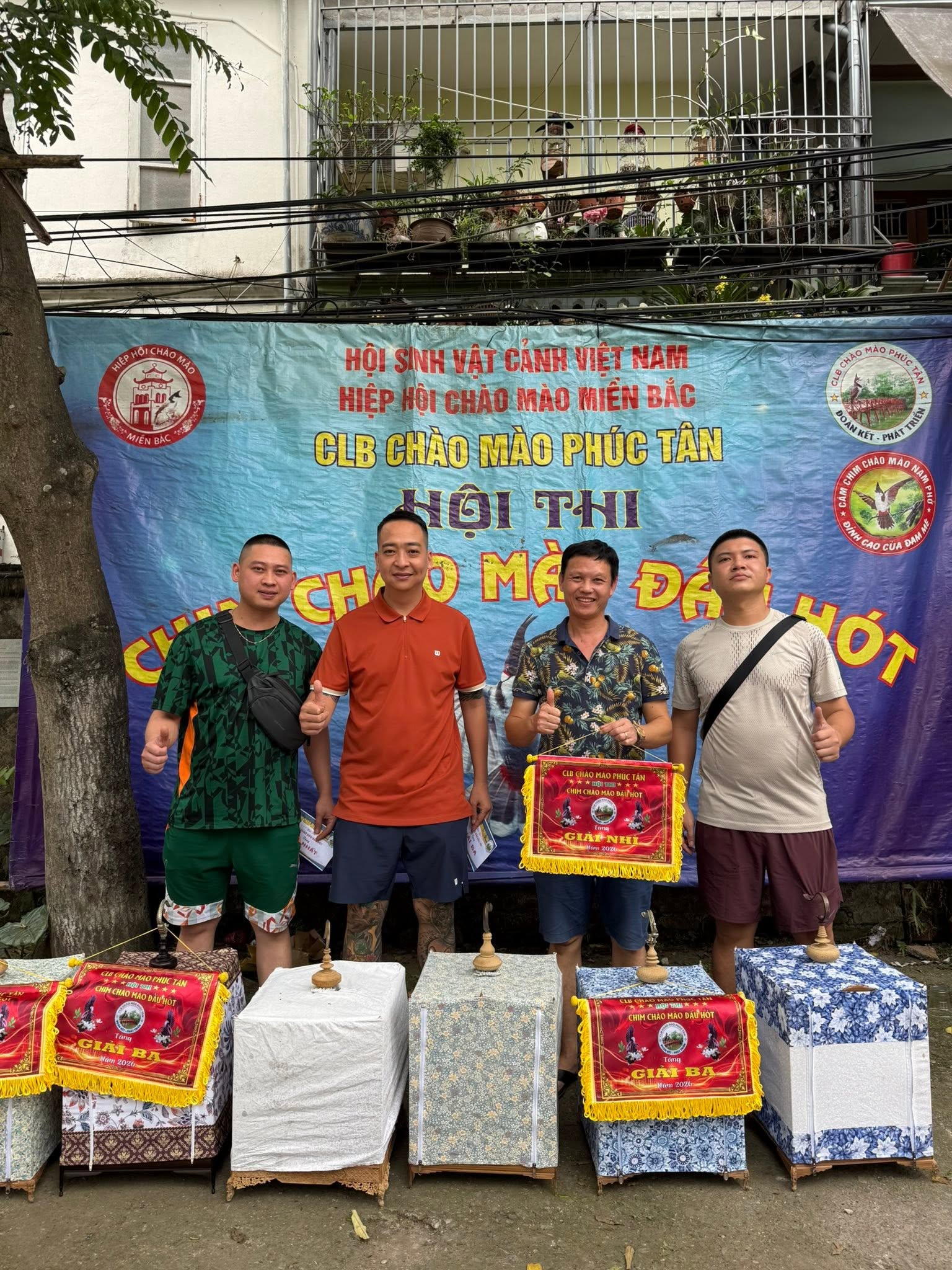 Kỷ niệm chương hội thi chim vành khuyên danh tiếng