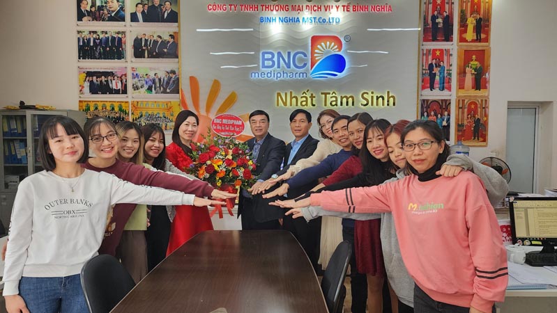 Ban lãnh đạo BNC MEDIPHARM cùng đội ngũ nhân viên