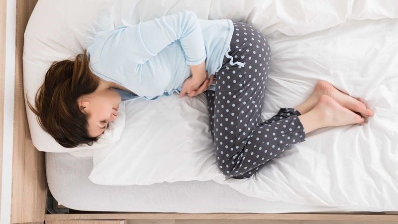 6 lý do khiến phụ nữ bị đau bụng kinh dữ dội
