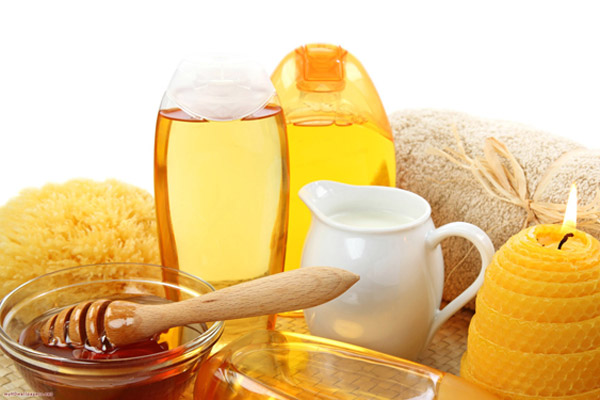 Cách làm trắng da toàn thân bằng mật ong hiệu quả