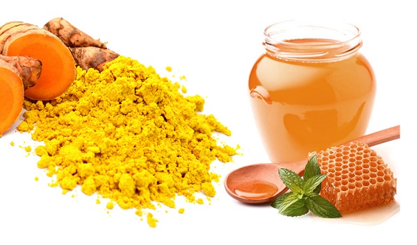 Cách trị tàn nhang bằng mật ong và nghệ 