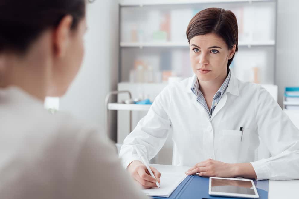 Làm gì khi bị viêm đường tiết niệu