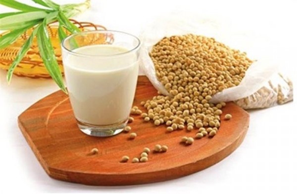 Người cao huyết áp nên uống sữa gì tốt cho bệnh