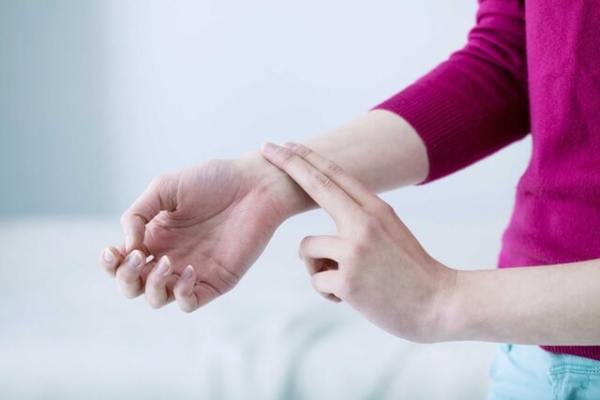 Nhịp tim của người bình thường là bao nhiêu