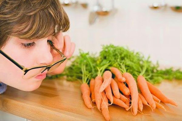 Thực phẩm tốt cho mắt bé - Bổ mắt sáng mắt