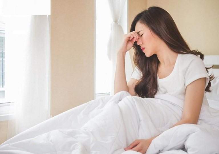 Triệu chứng ngủ không ngon giấc là gì và cách khắc phục ra sao