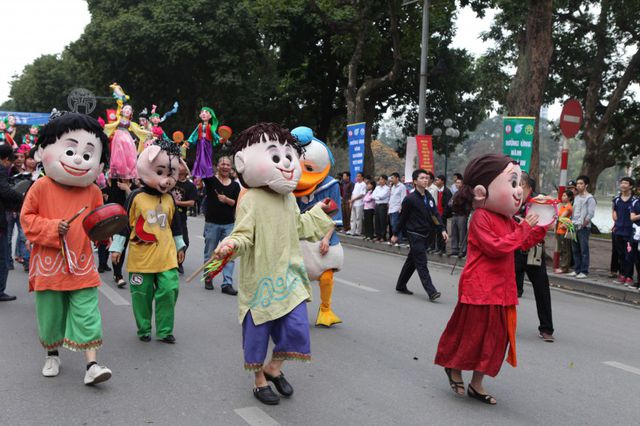 Xuất hiện ở quang cảnh ngoài trời