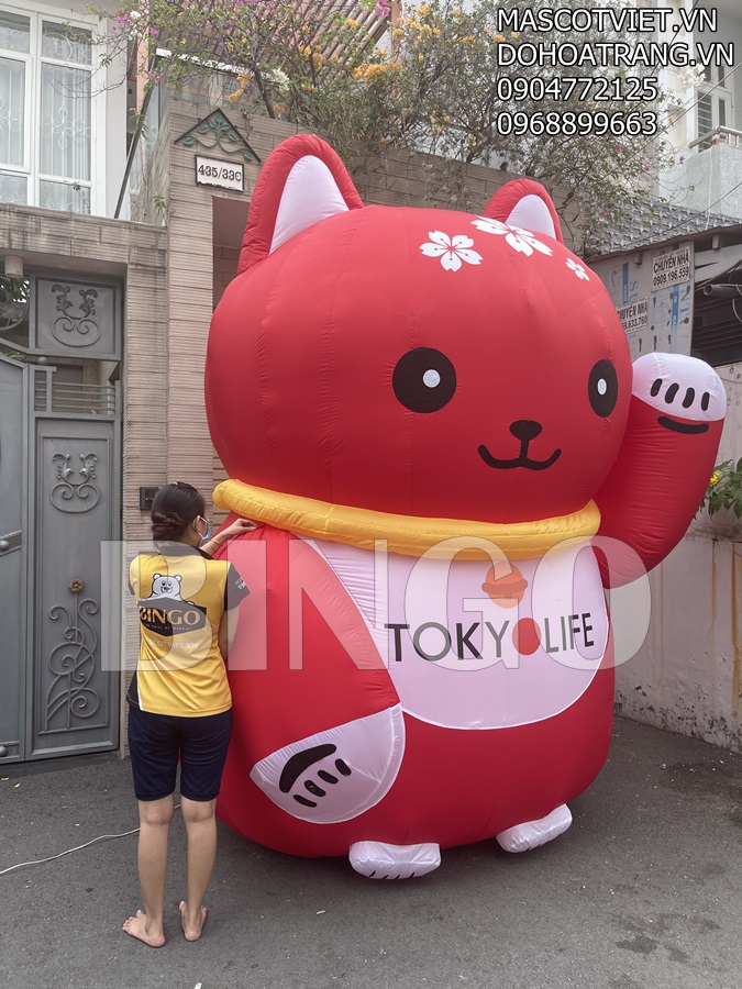 Mô hình mascot bình nước Cocacola bằng composite