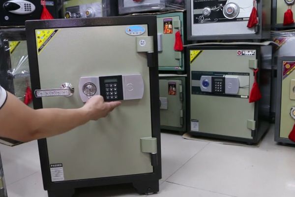 Lưu ý cần biết khi làm sạch két sắt