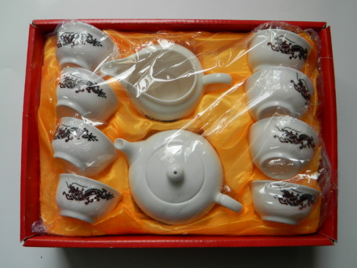Bộ ấm tách sứ