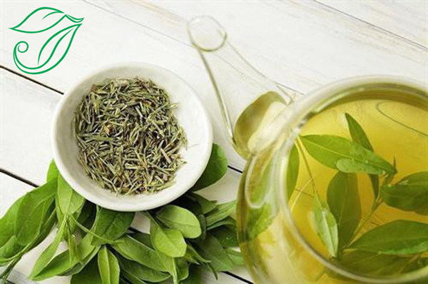 công dụng trà xanh - trà giải nhiệt