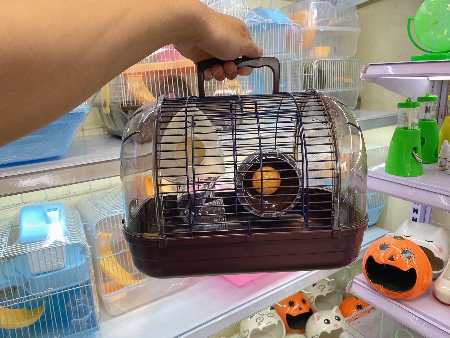 Lồng phi thuyền nhỏ màu nâu cho hamster
