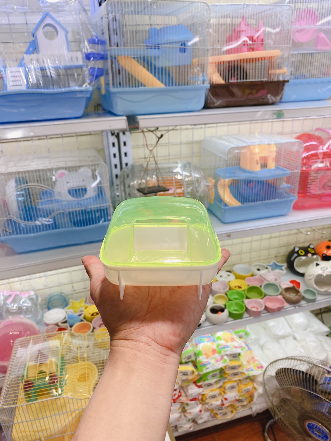 Nhà tắm nhựa nhỏ cho hamster