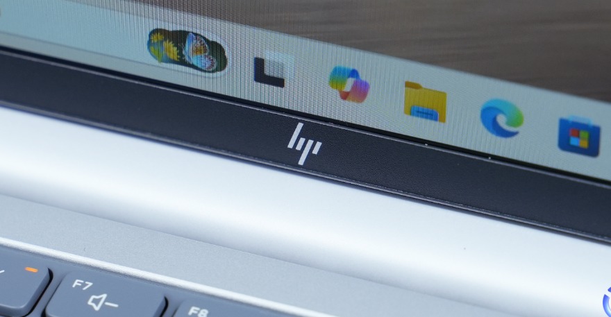 Laptop HP Elitebook 8 G1i Next Gen AI 47 TOPS D85ZNAT (Intel Core Ultra 7-258V | Intel Arc Graphics | 14 inch WUXGA | 32 GB | 512 GB | Windows 11 Home 64 | Bạc)