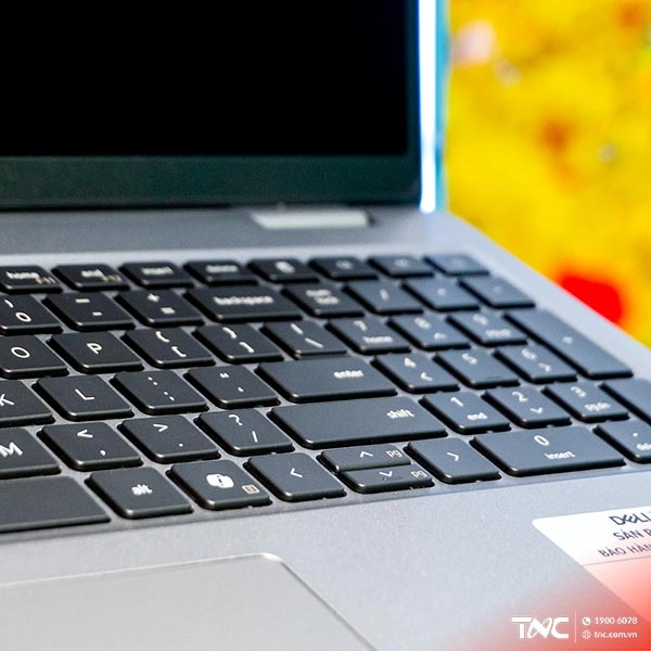 Laptop Dell Precision 3590 Mobile Workstation (Ultra 7 165H vPro Ent/ Ram 16GB/ SSD 512GB/ RTX 500 Ada/ Ubuntu/ 3Y/ Xám)