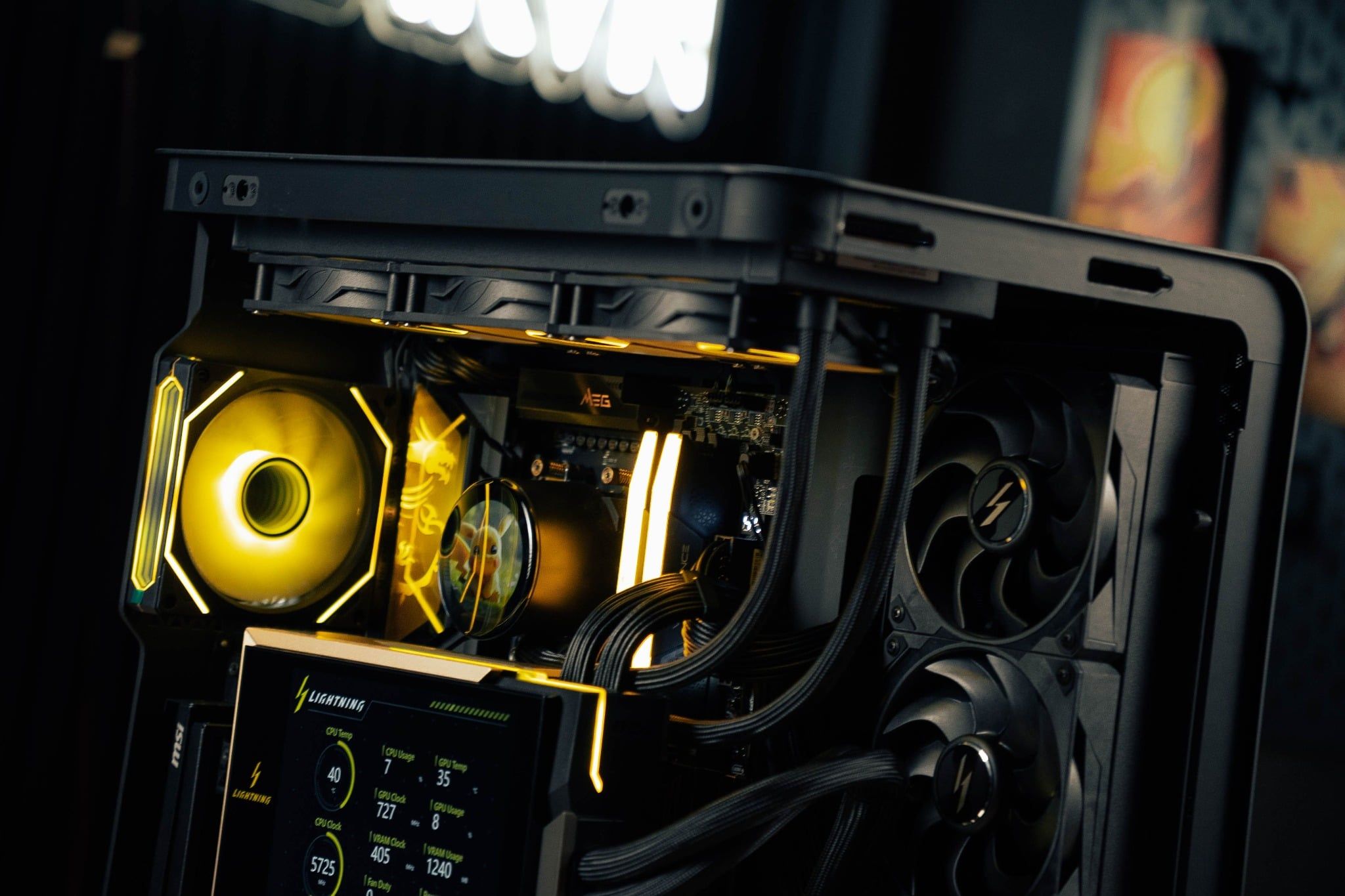 PC Progear x MSI LIGHTNING (Intel Core Ultra 9 285K/ VGA RTX 5090)
