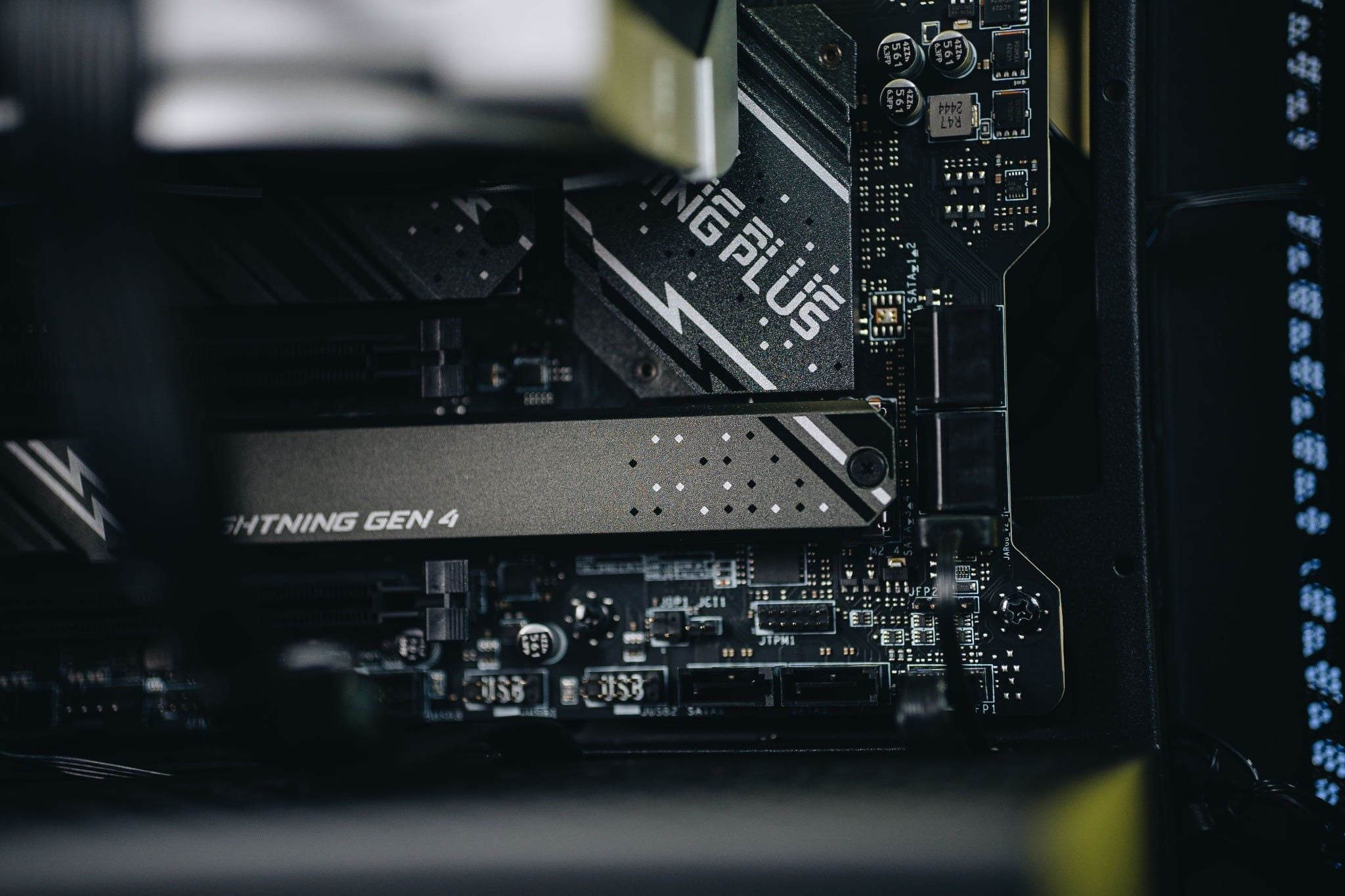 PC Progear Intel i7-14700F/ VGA RTX 3050